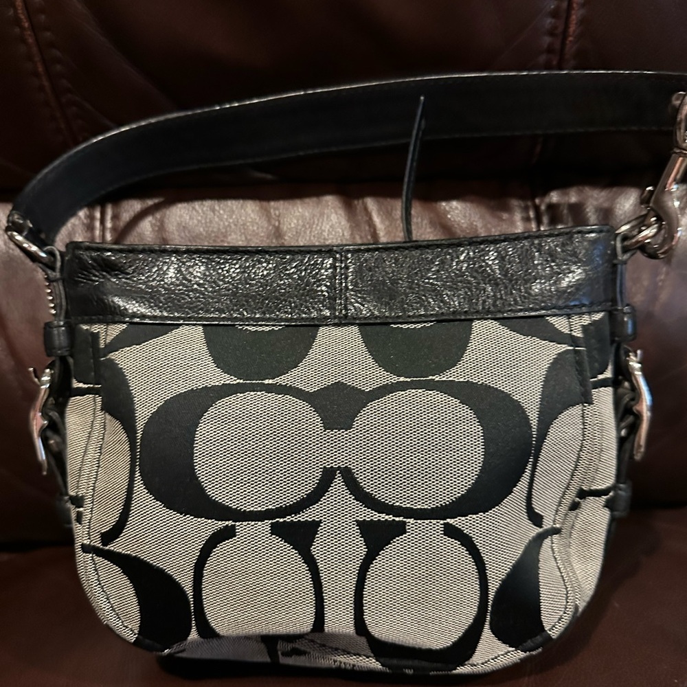 Y2K Coach shoulder bag
